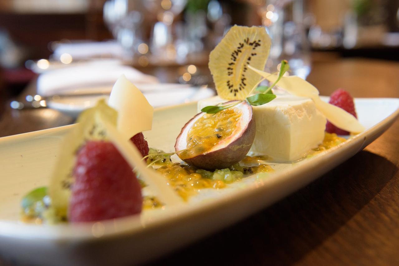 Devonshire Arms Inn Cracoe Kültér fotó